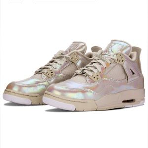 JORDAN RETRO 4 “PEARL”